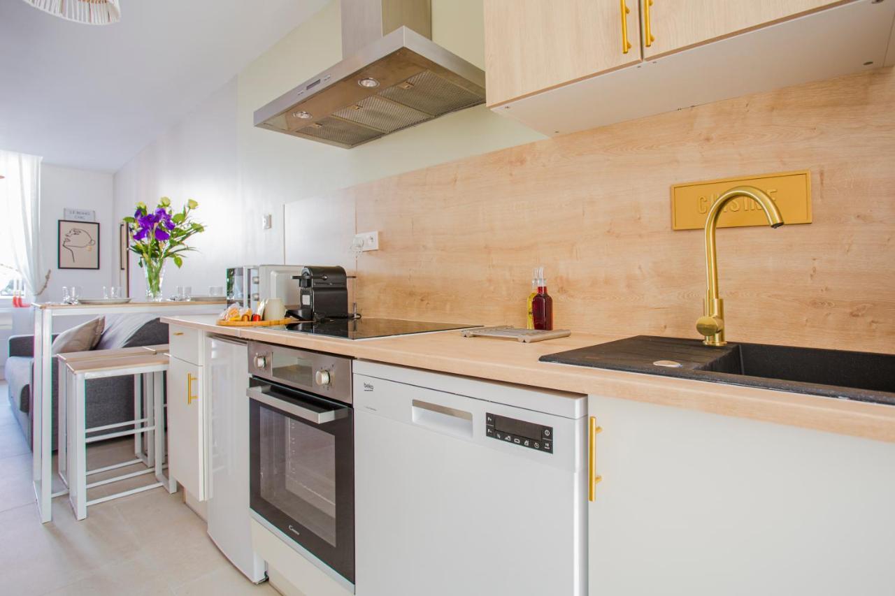 Ideal Pro & Couple - 2 Logements Theme Boho Chic Rdc & Dandy 1Er Etage - Quartier Calme - Jardin - Wifi Hd - Smart Tv - Parking Gratuit - Proche Centre & Transports - Ask Home Valenciennes Extérieur photo
